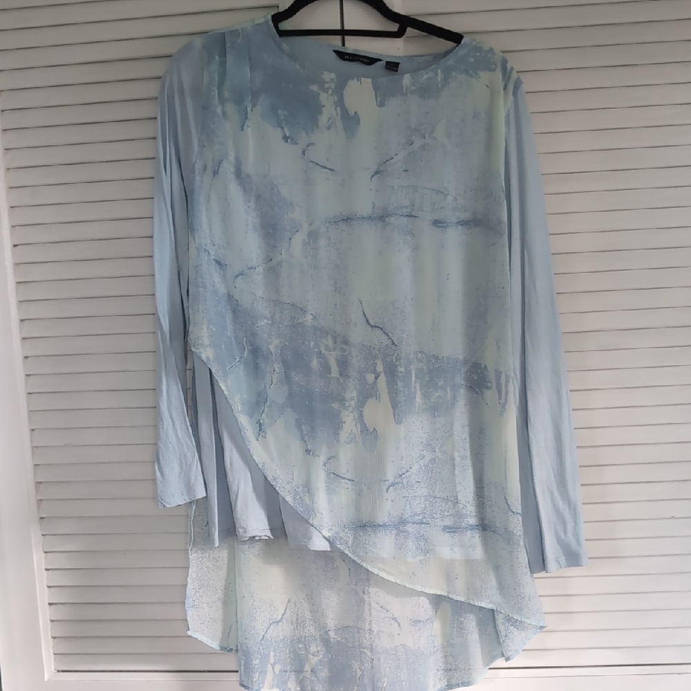 Elegant Blue Women's Top
